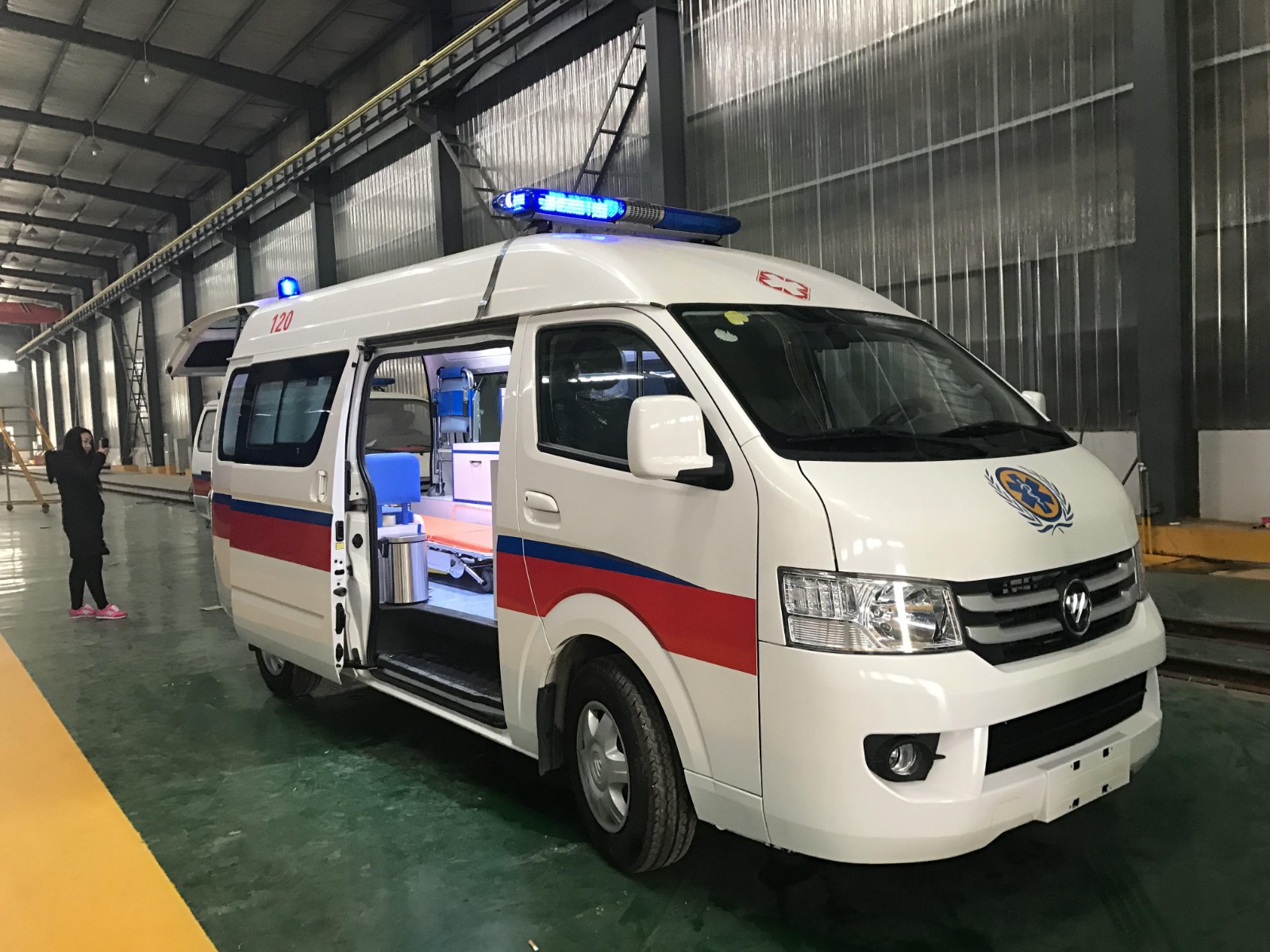 重庆救护车转院